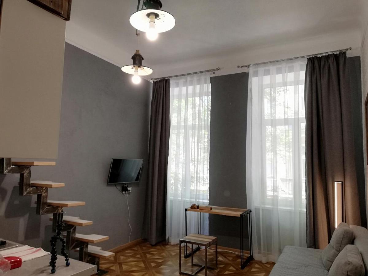 Квартира Лофт 2 Во Львове Extérieur photo